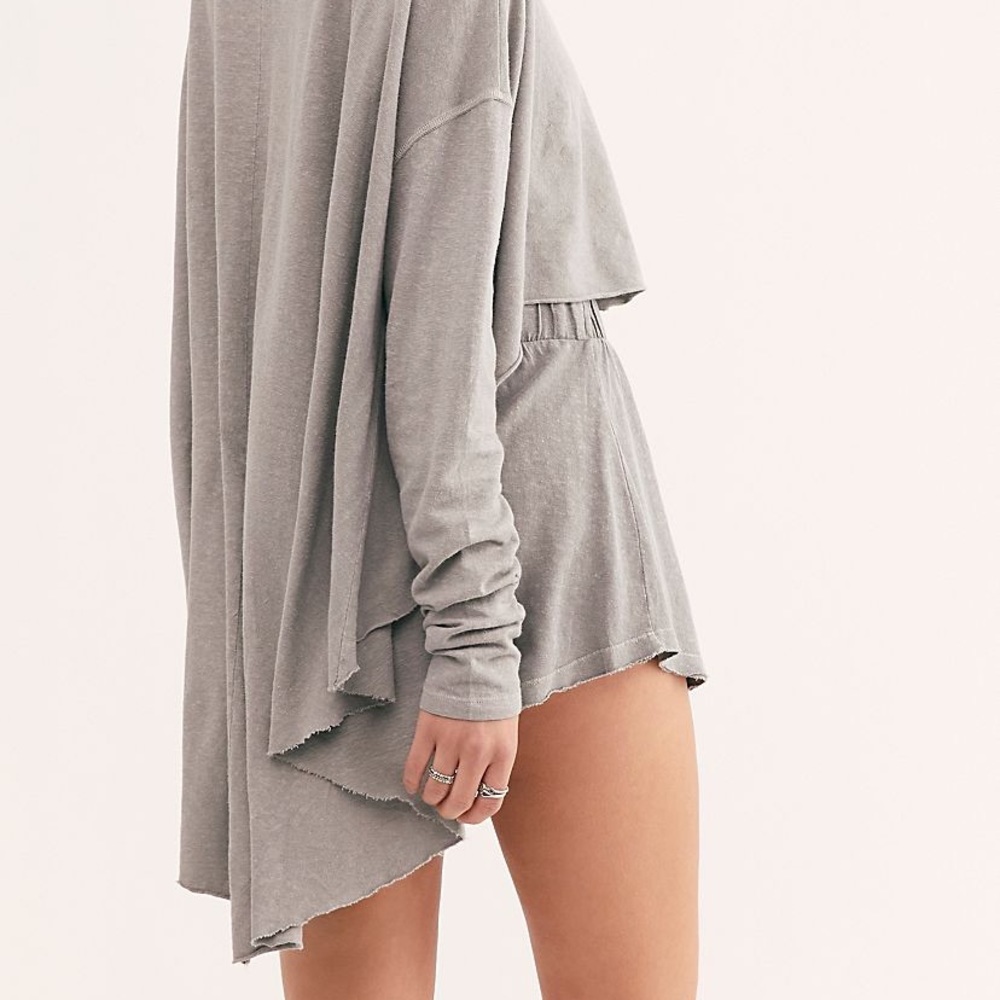 Free People Gray Washed Cropped Lounge Top and Shorts Set - Picture 3 of 12